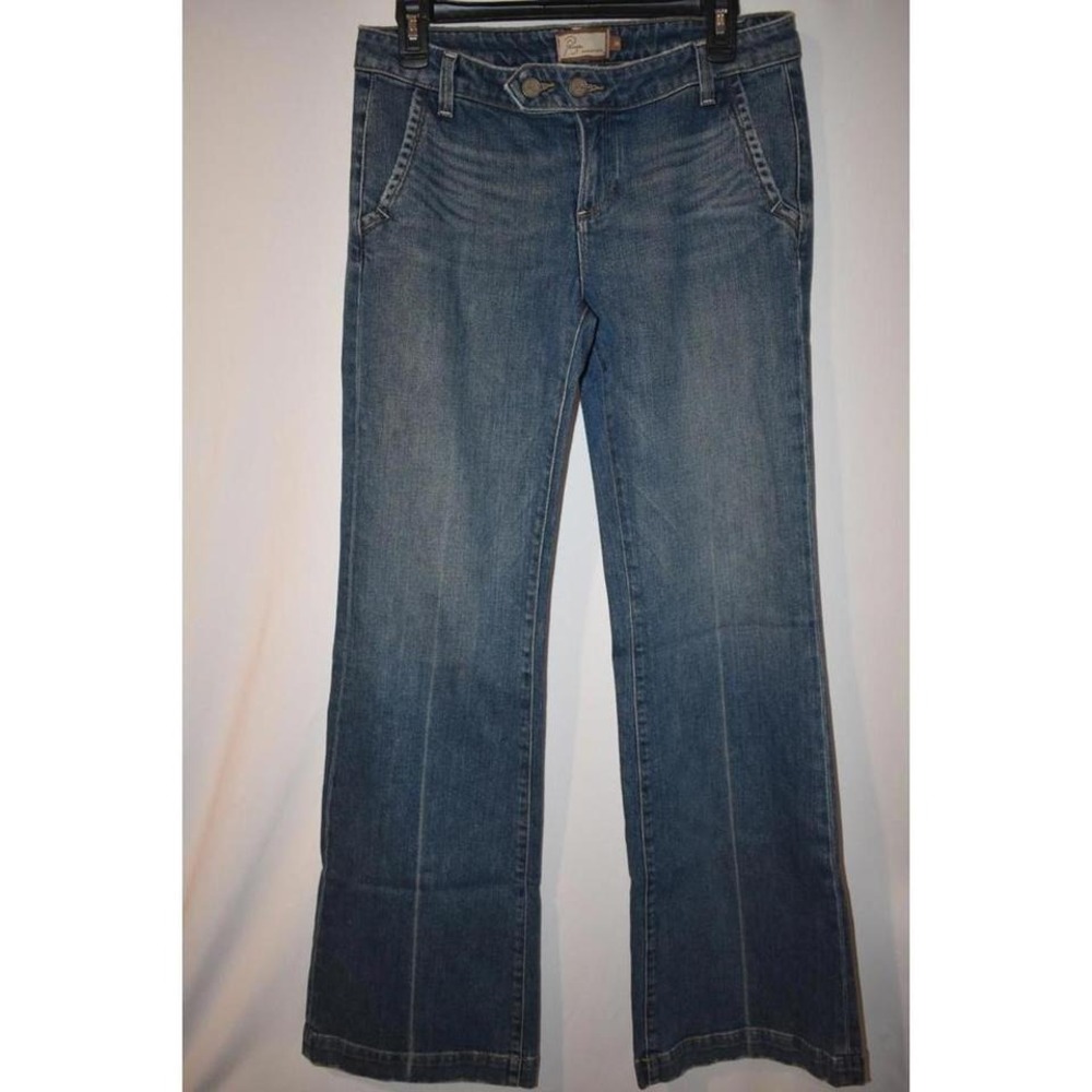 Paige Women's Denim low rise, Boot Cut Jeans Size 30x32.5